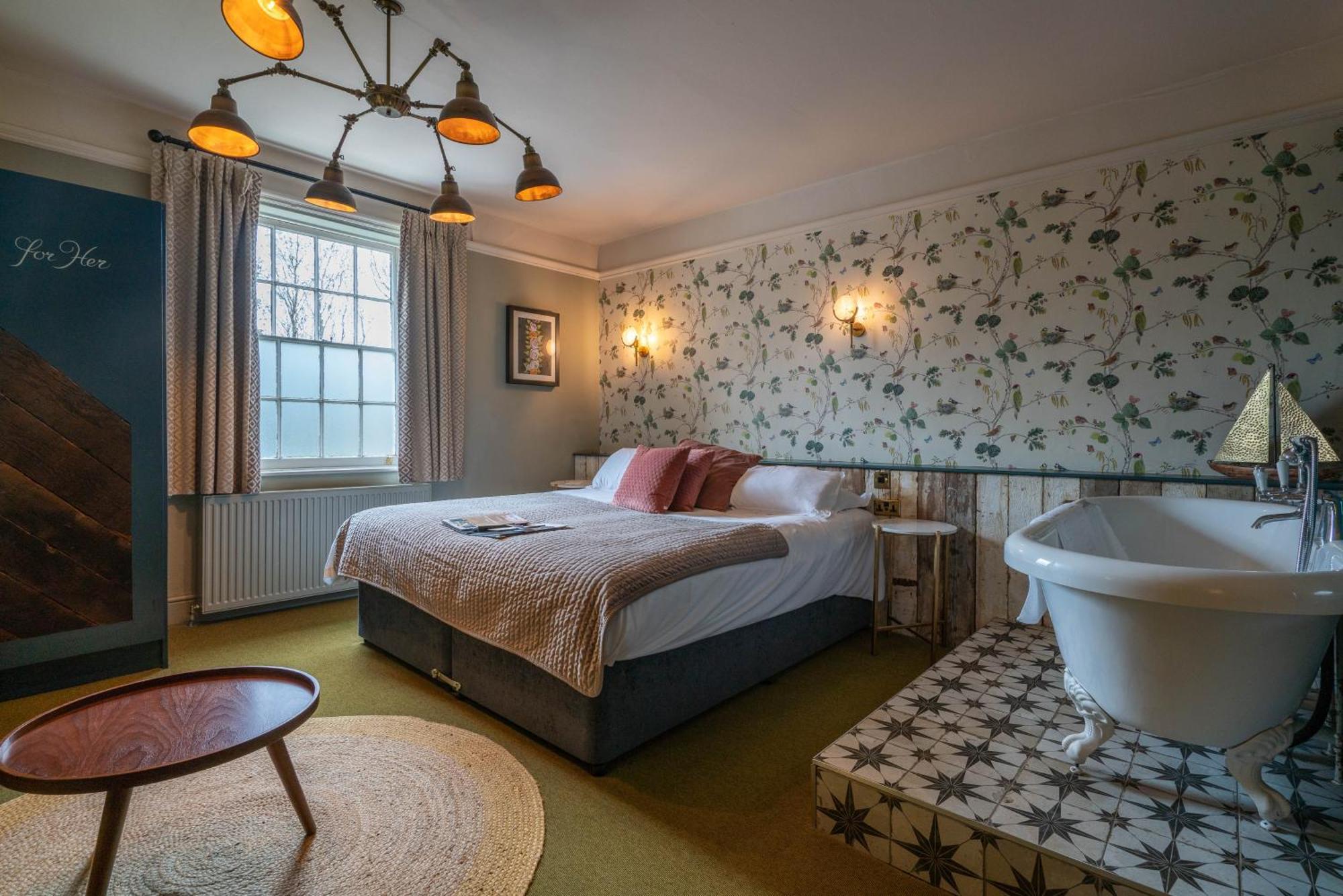 The Dundas Arms Kintbury Екстер'єр фото