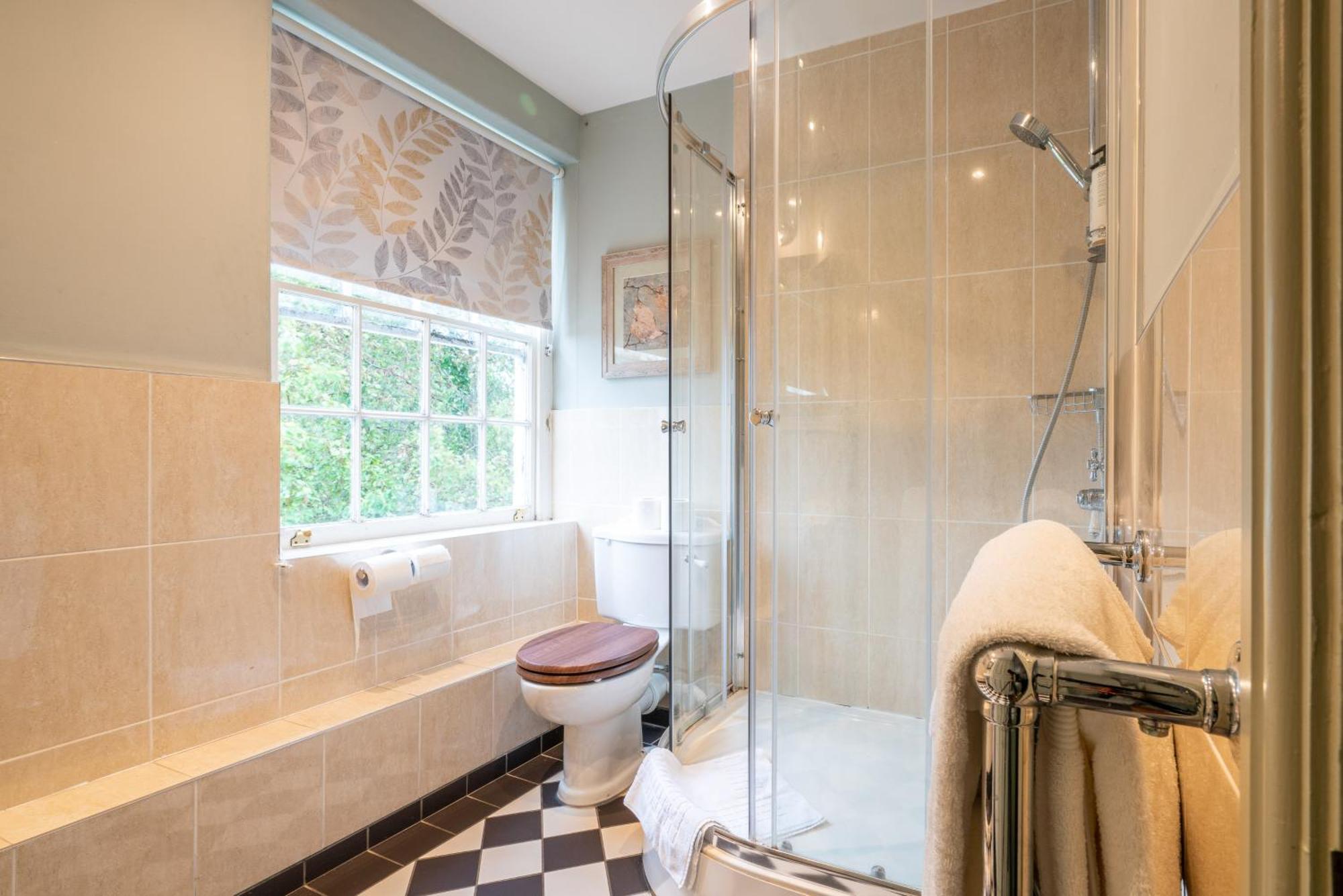 The Dundas Arms Kintbury Екстер'єр фото