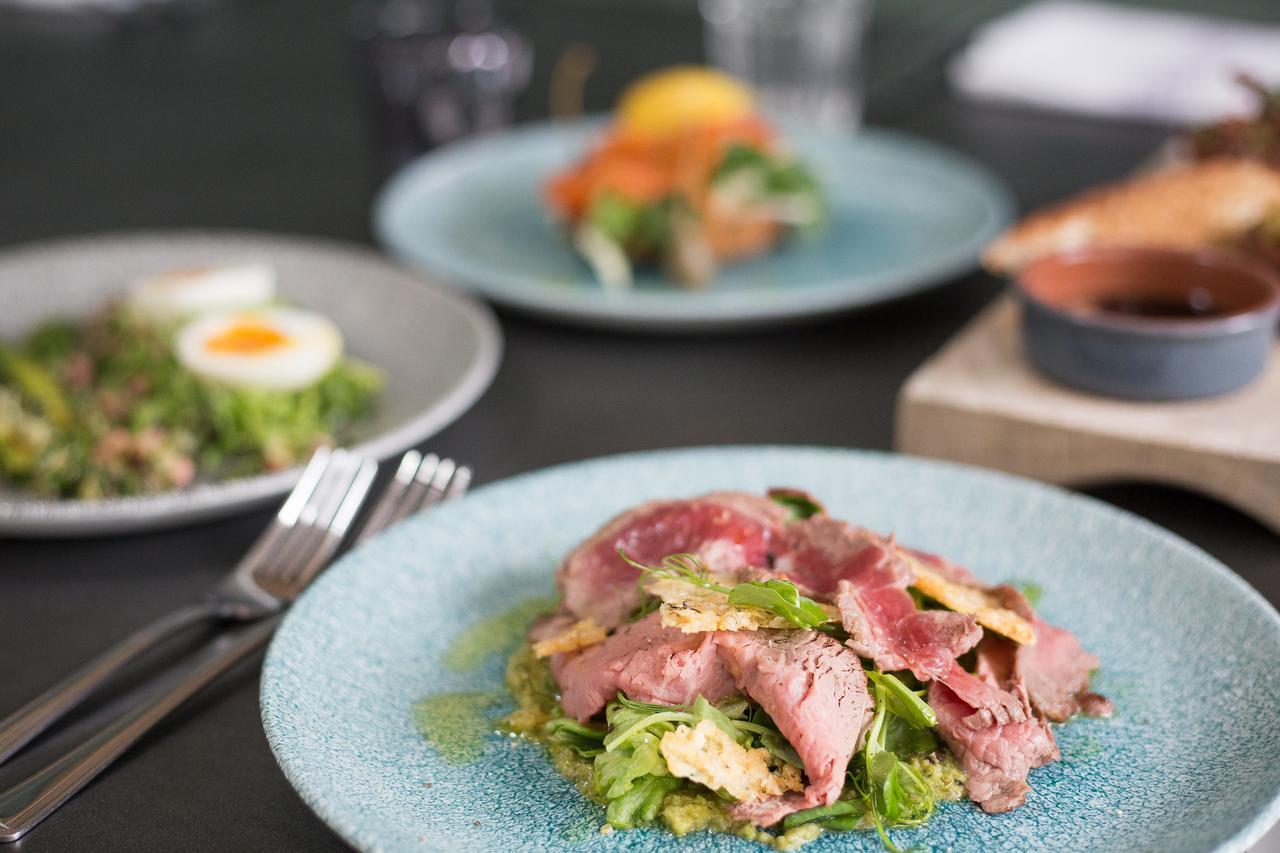 The Dundas Arms Kintbury Екстер'єр фото